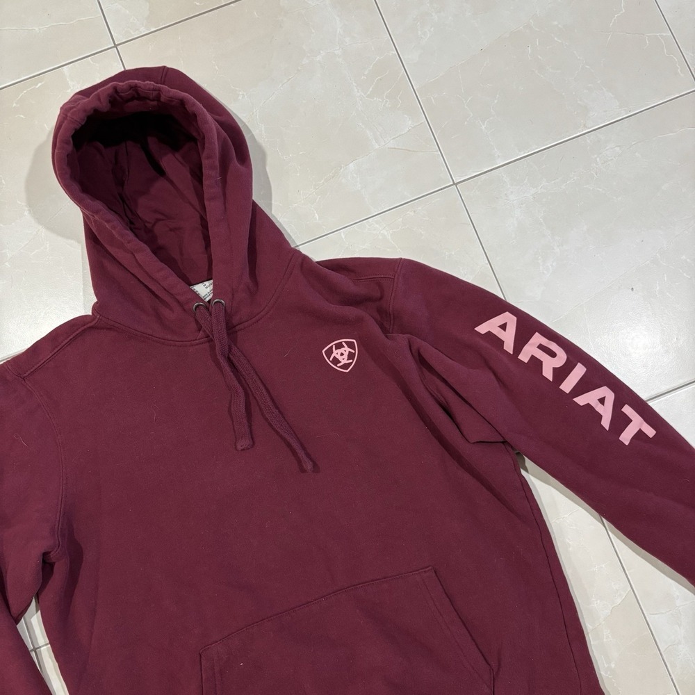 Ariat Hoodie Sweatshirt Womens M Pullover Red Cotton Logo Sleeve Hit